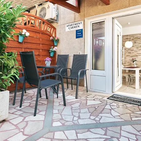 Apartment Carmen Trogir Exterior photo